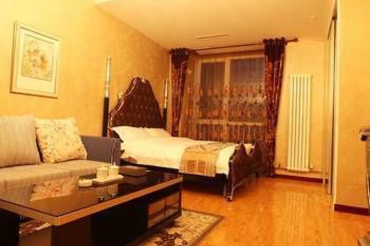 Room 30 of 42