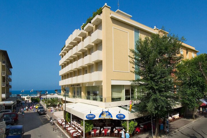 Hotel 37 of 39