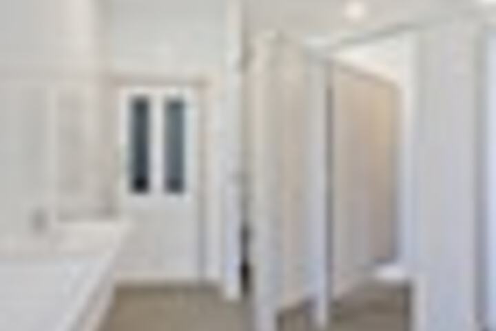 Room 14 of 24