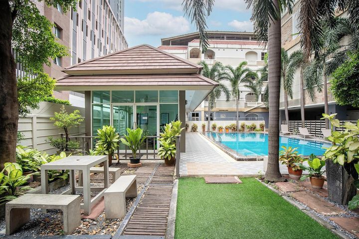 Hotel 64 of 67