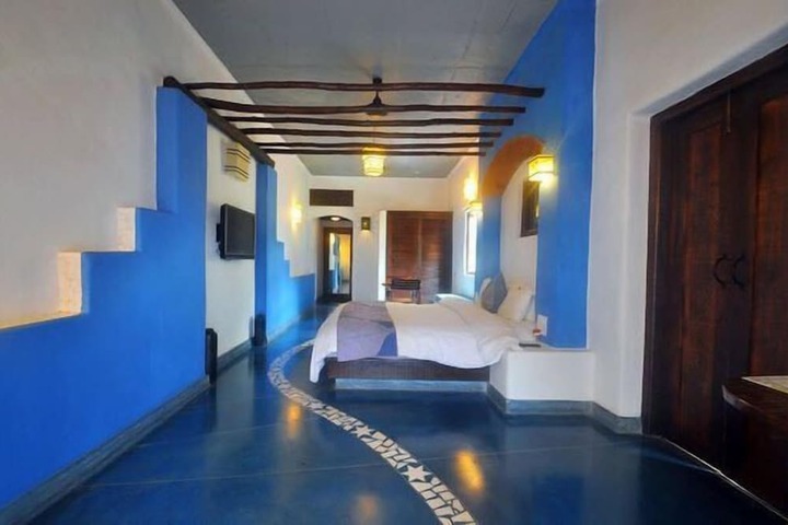 Room 4 of 22