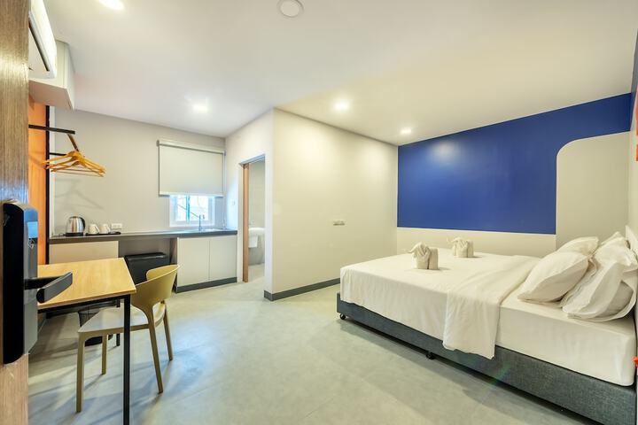 Room 12 of 69