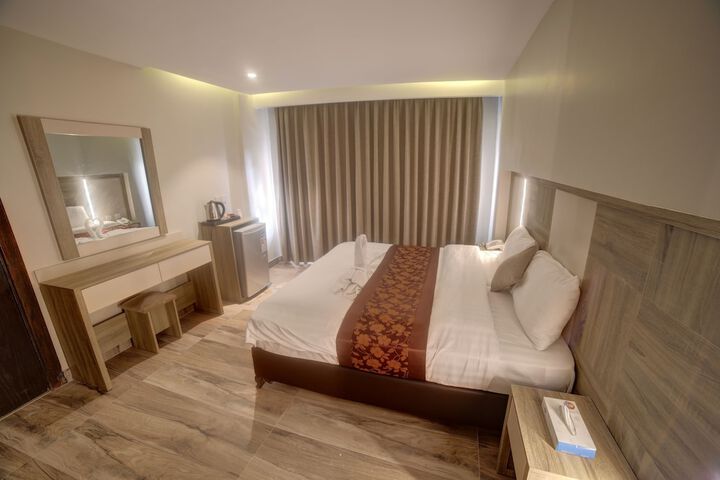 Room 7 of 31