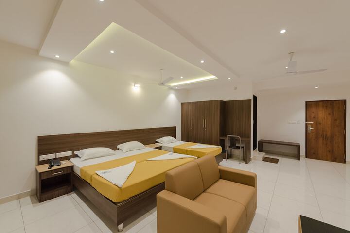 Room 14 of 38