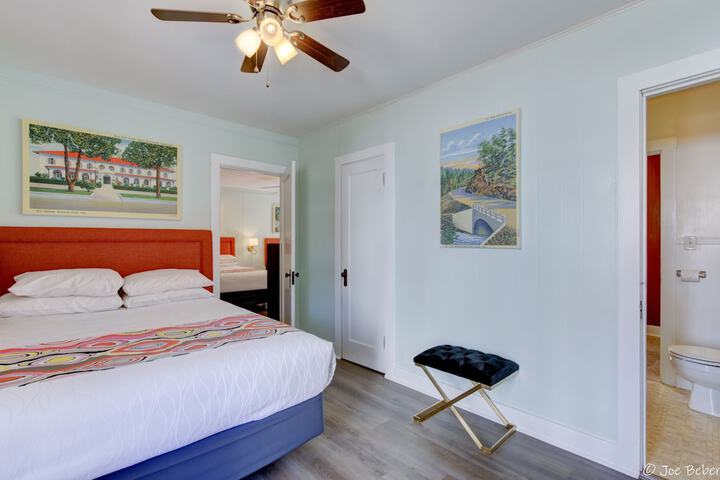 Classic Room 2 Queen Beds (8 of 12)