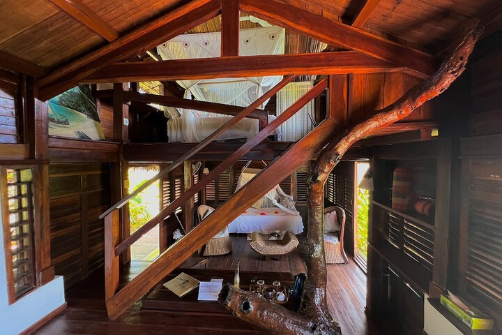 Room 2 of 87