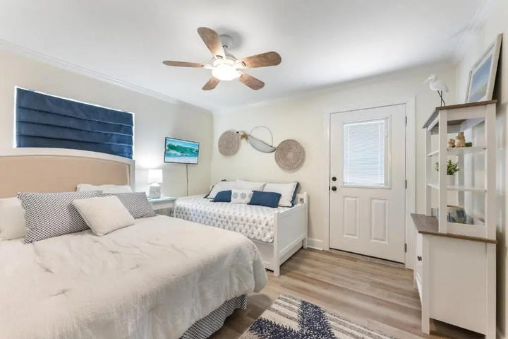Room 2 of 18