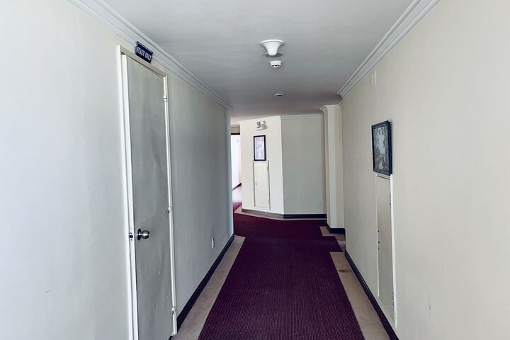 Room 16 of 50