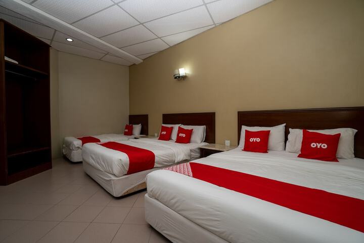 Room 17 of 31