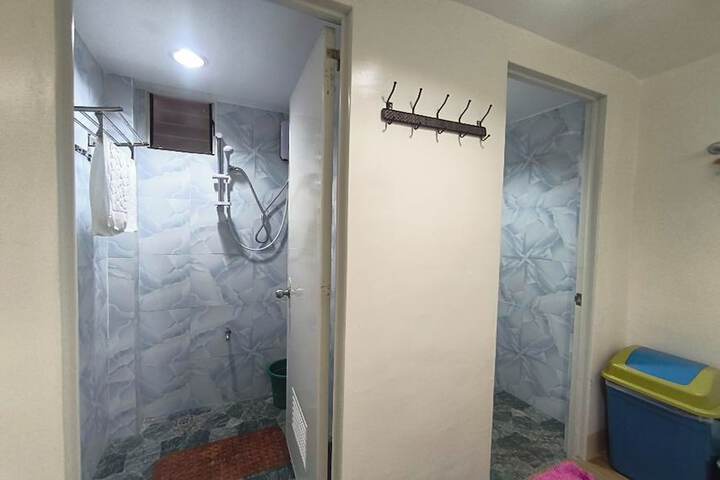 Room 30 of 41