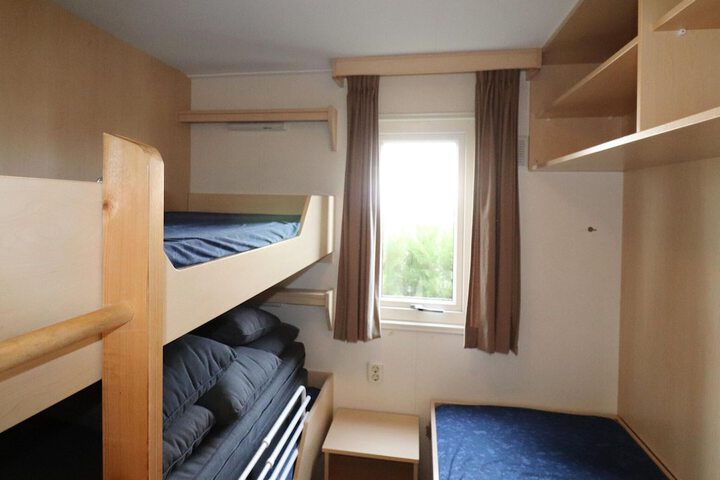 Room 4 of 154