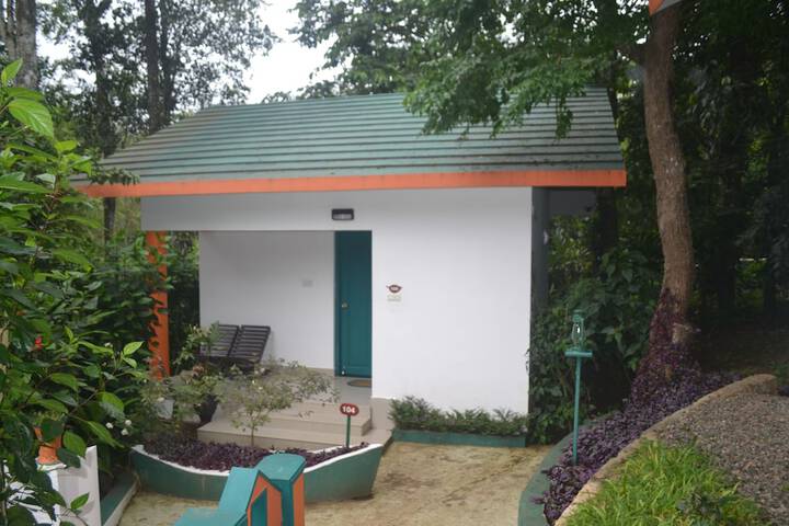 Hotel 4 of 6