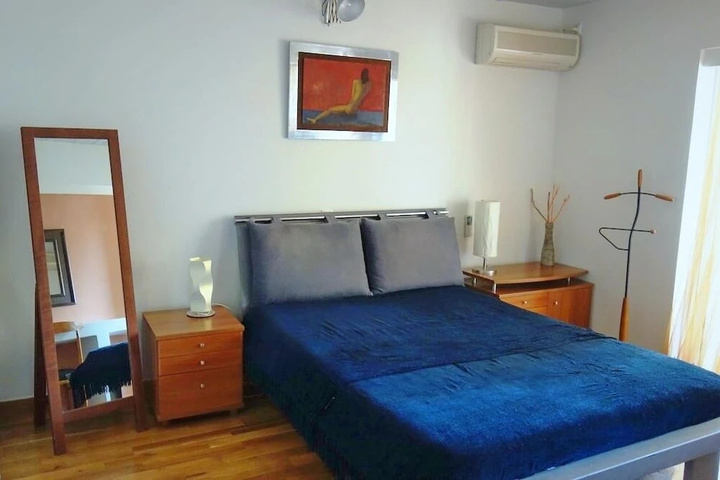 Room 7 of 19