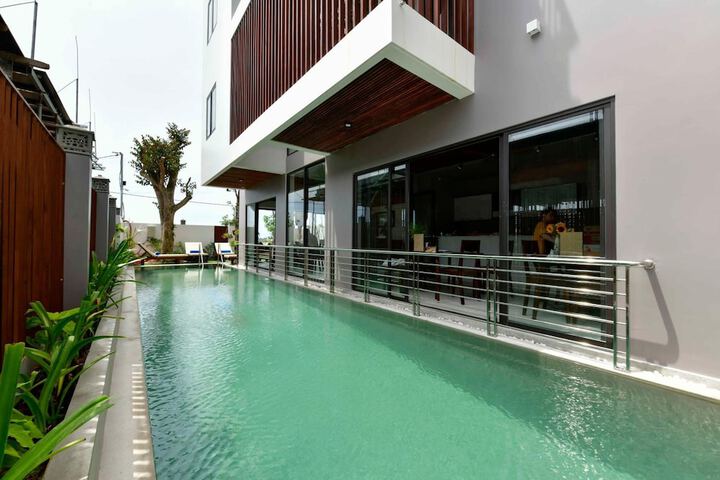 Pool 21 of 63