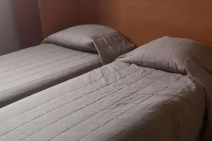 Room 3 of 19
