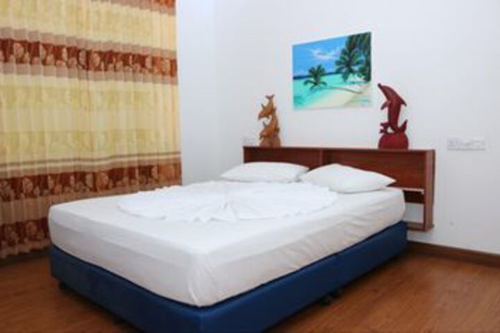 Room 15 of 21