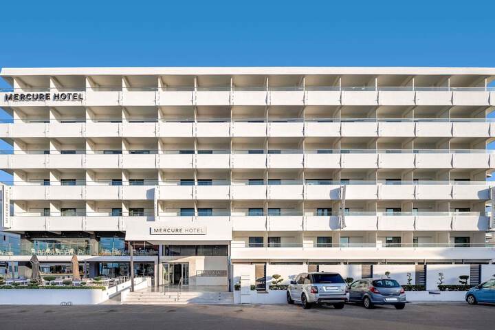 Hotel 85 of 91