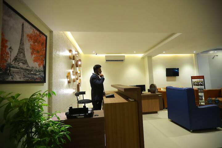 Hotel Interior 3 of 38