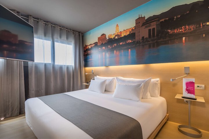 Room 15 of 113