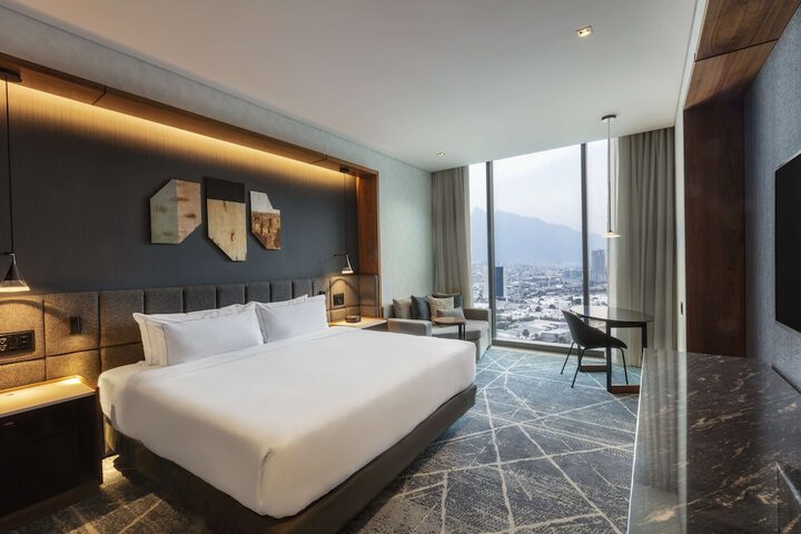 Room 14 of 81