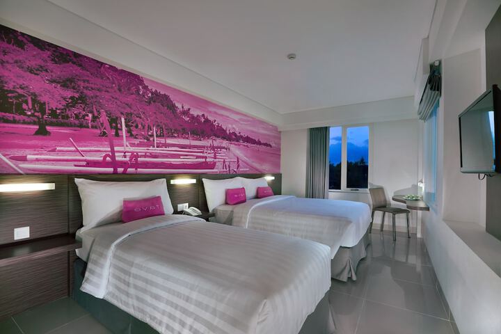 Room 11 of 25