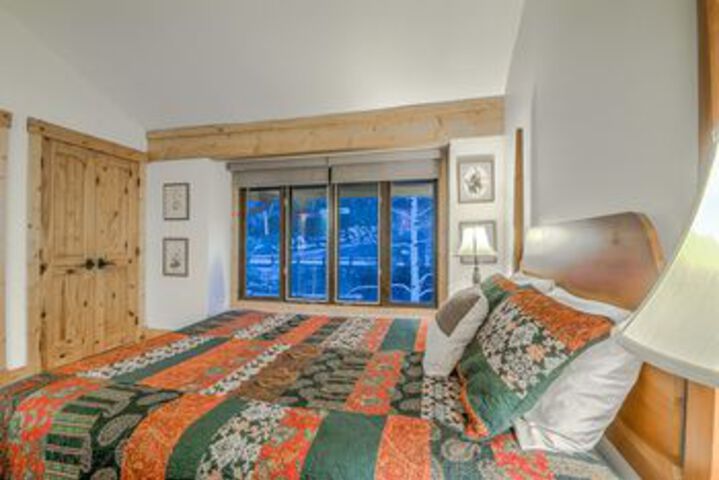 Room 46 of 155
