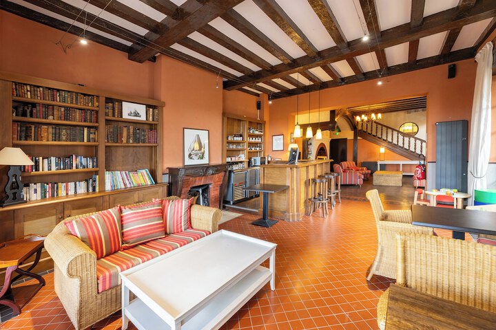 Lobby Entry