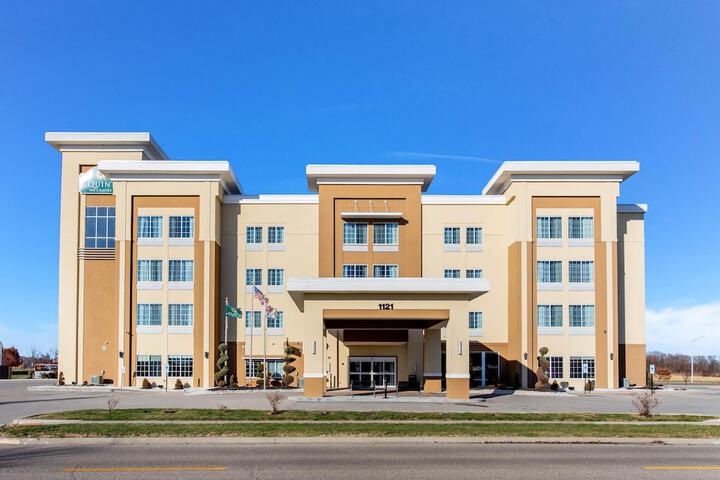 Hotel 52 of 54