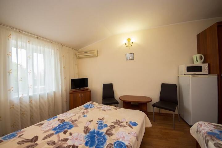 Room 49 of 53
