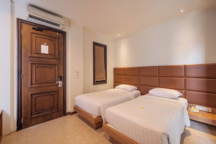Room 20 of 83
