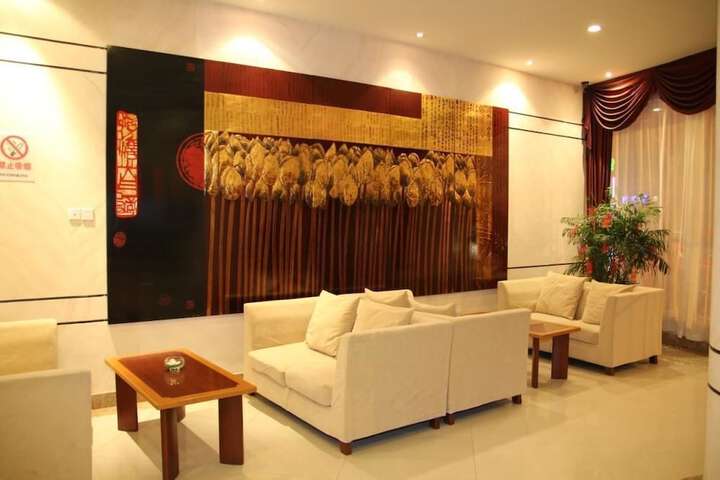 Hotel Interior 4 of 46