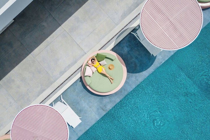Pool 111 of 210