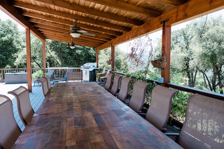 Terrace/Patio 11 of 24