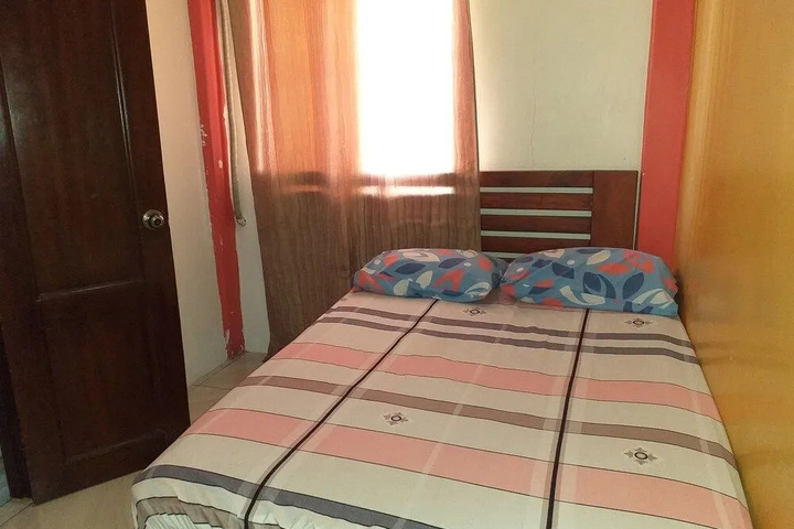 Room 4 of 11