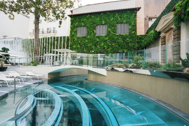 Pool 84 of 105