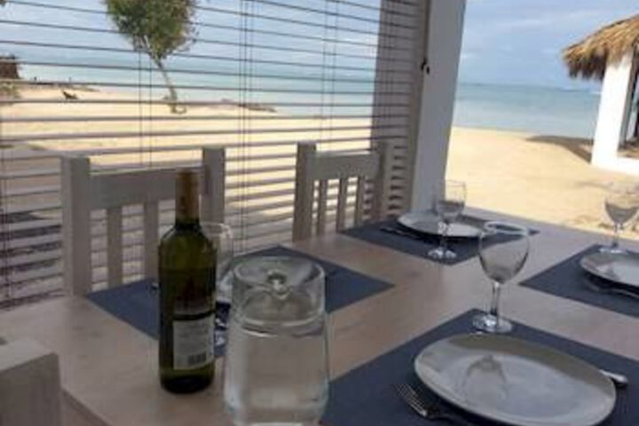 Dining 11 of 21