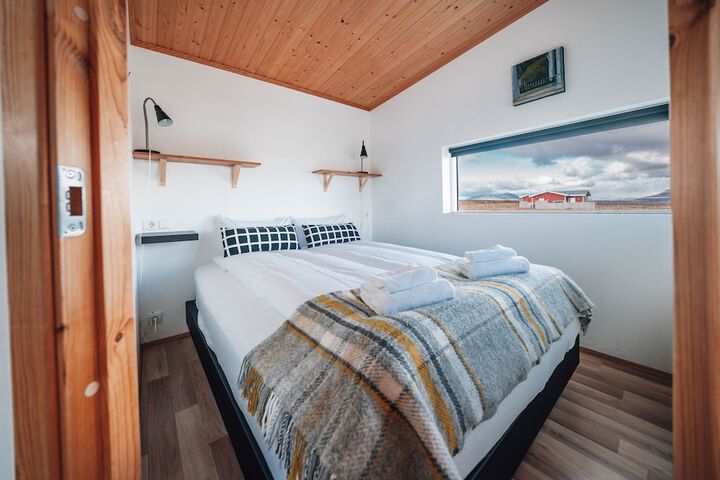 Room 4 of 10
