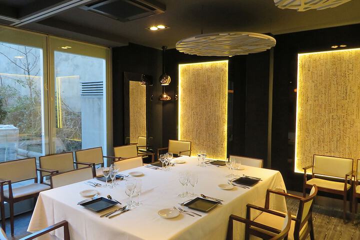 Dining 72 of 112