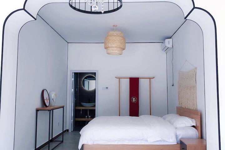 Room 17 of 20