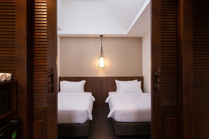 Room 35 of 110