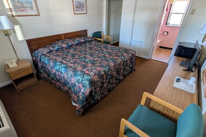 Room 14 of 20