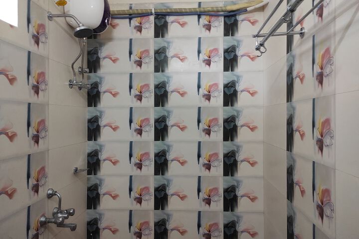 Room 18 of 29