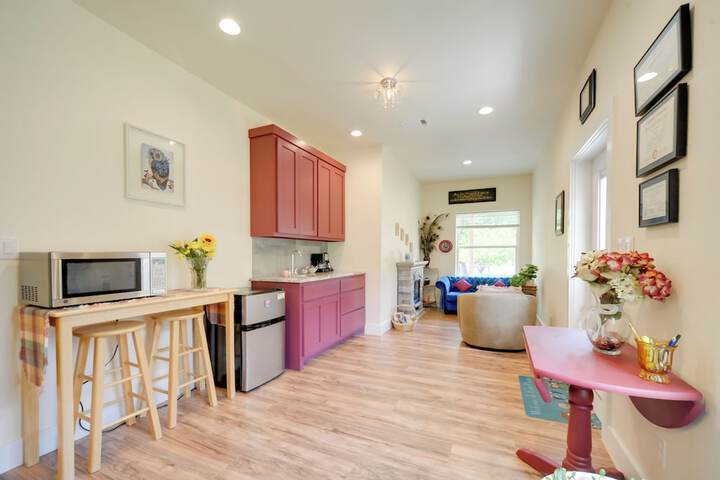 Cozy Casita & Cabana on Lake Marble Falls!