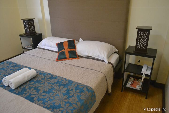 Room 13 of 84