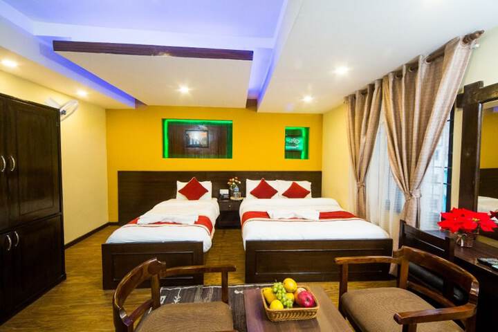 Room 3 of 10