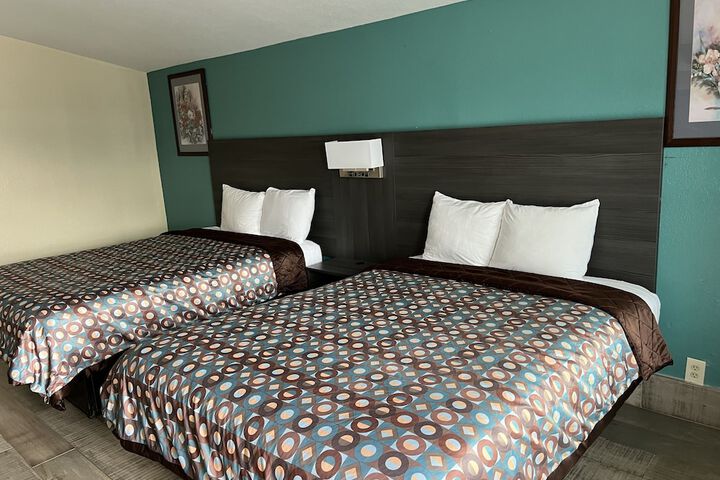 Room 18 of 35
