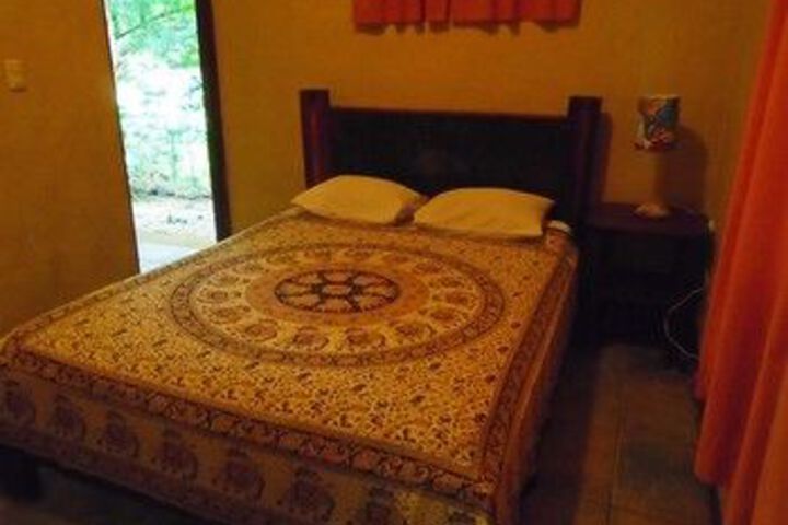 Room 16 of 27