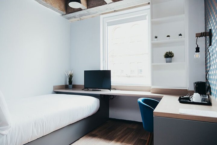 Room 14 of 56