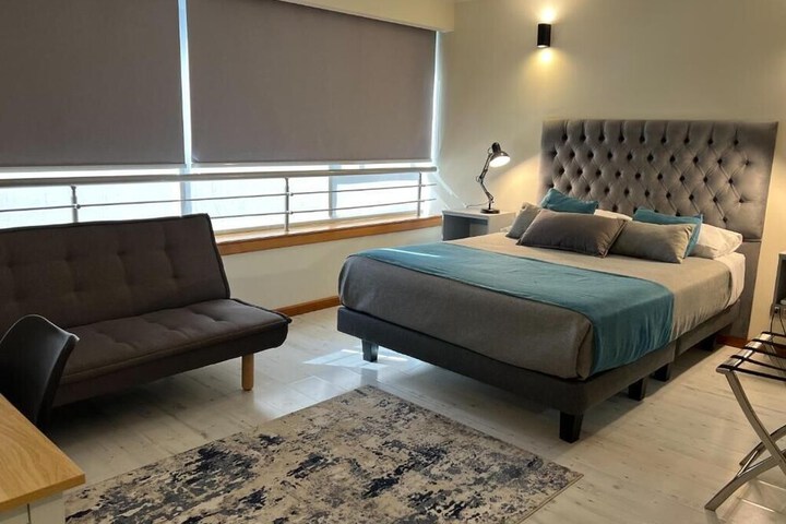 Room 14 of 28