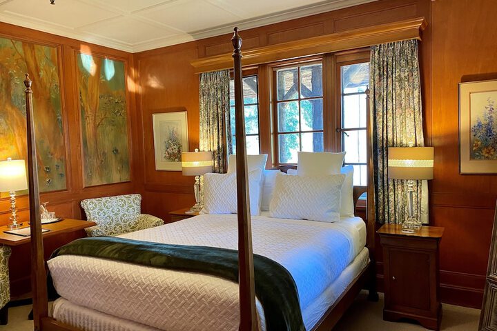 Room 18 of 68